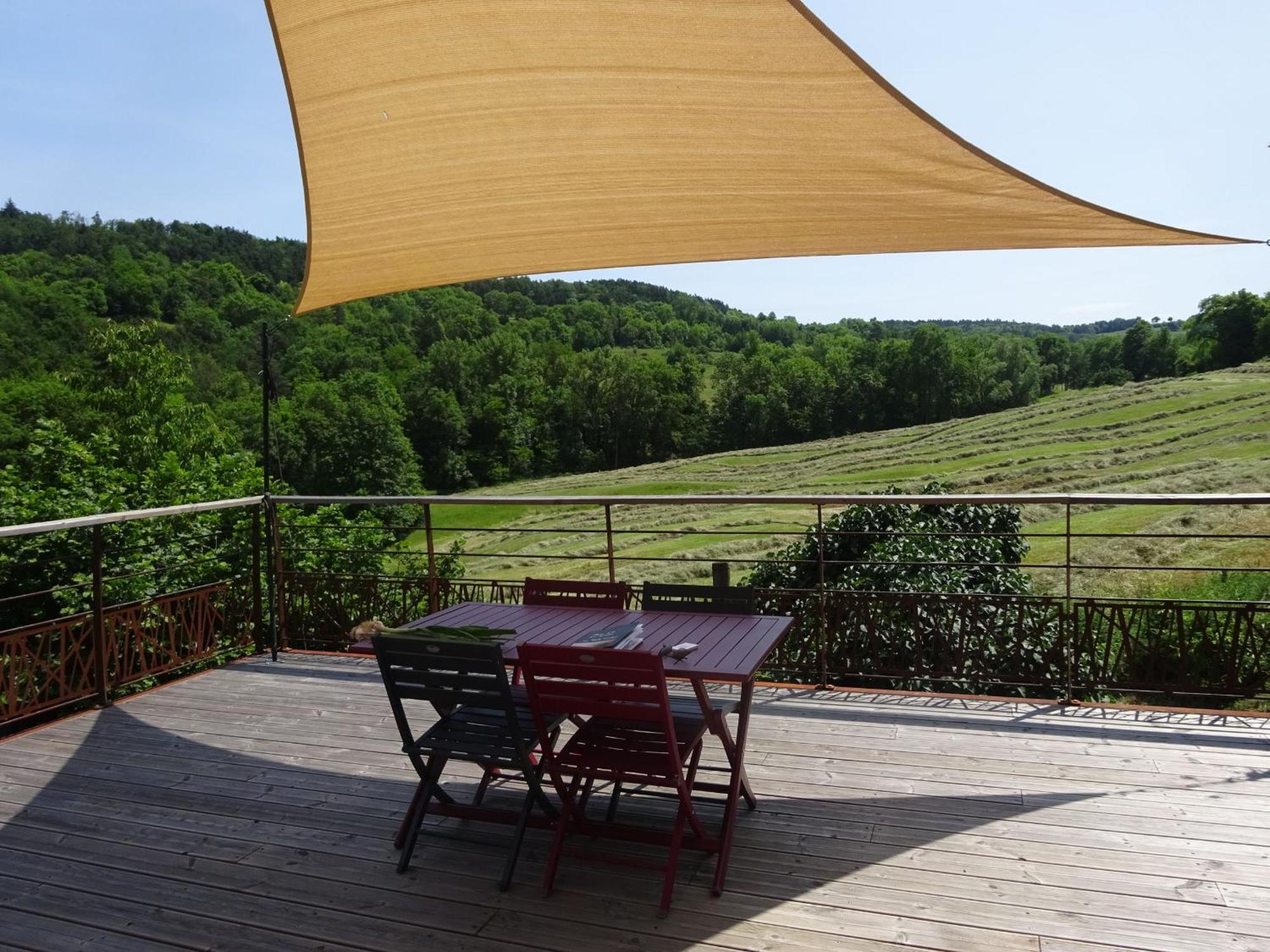Gite Charmant Avec Terrasse Et Wifi Au Puy-En-Velay - Fr-1-582-331 Le Puy-en-Velay Exterior photo